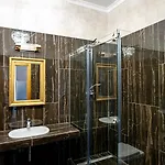 Esther House Museum 호텔 오데사