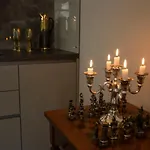 Готель Esther House Museum *