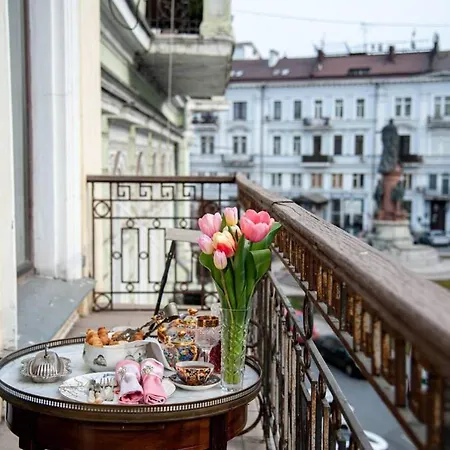 Esther House Museum Hotel Odesa
