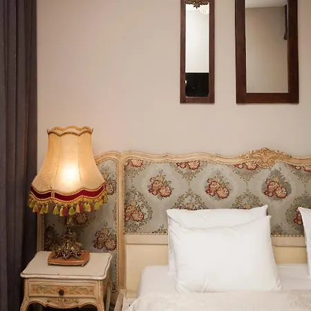 Esther House Museum Hotel