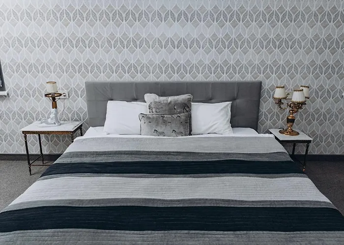 Esther House Museum 酒店 *