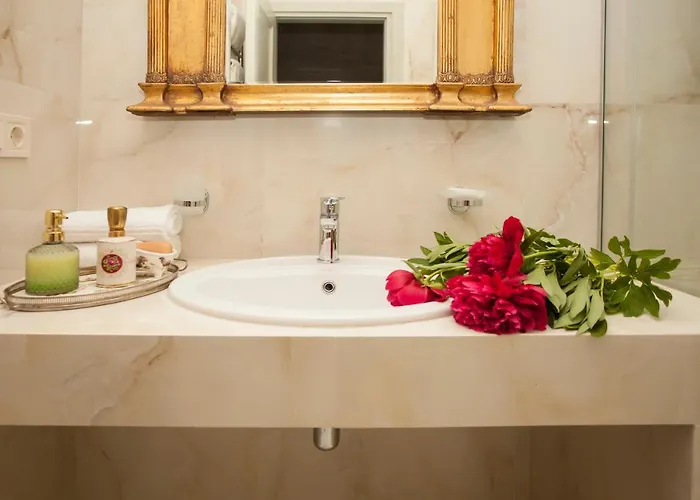 Esther House Museum Hotel Odessa